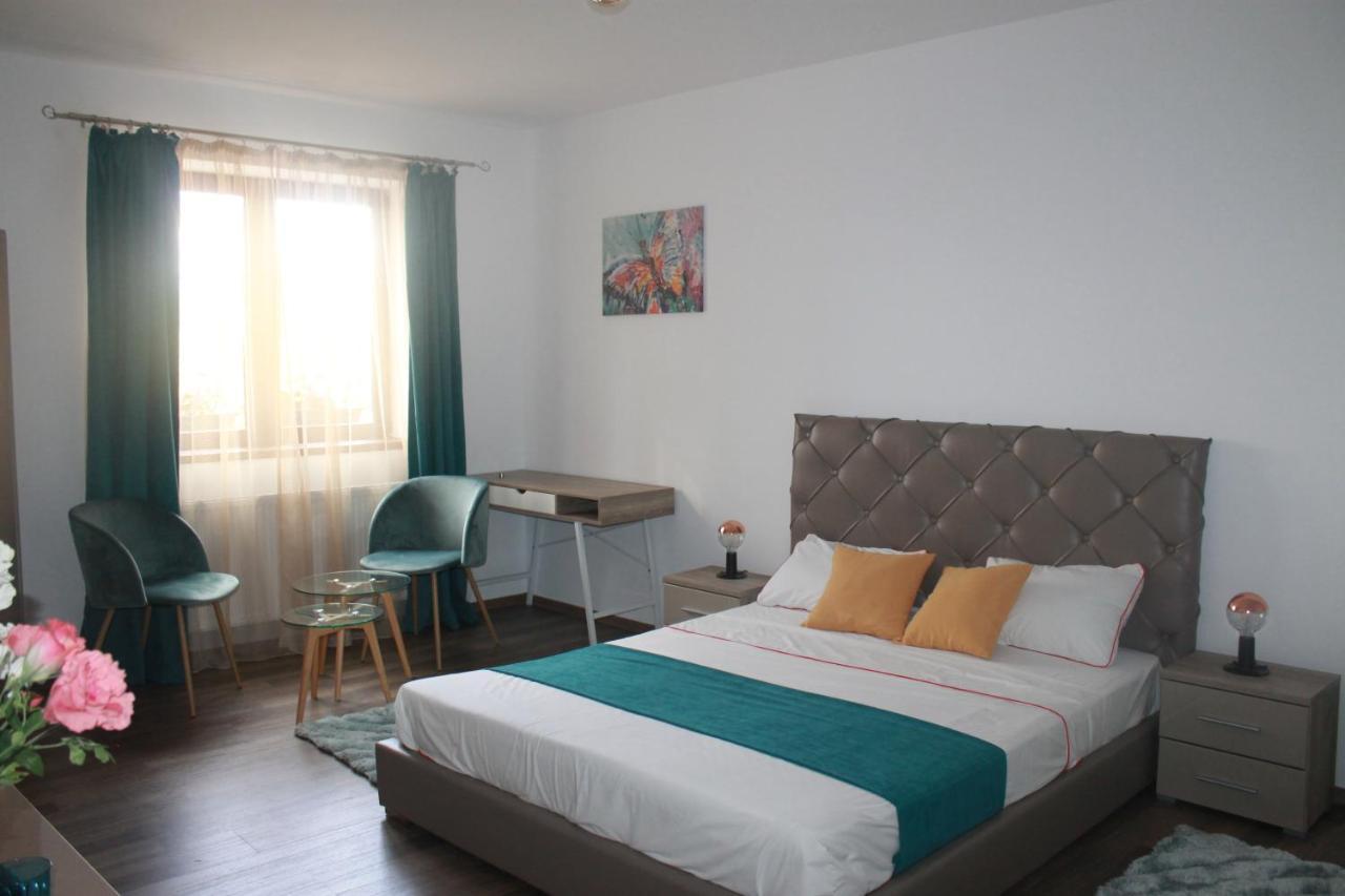 Studio Turquoise Victoria بوخارست المظهر الخارجي الصورة
